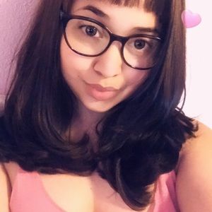 Meet your Posher, Vanessa